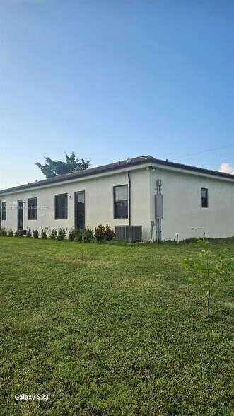 Primary Photo - 21263 SW 234th St