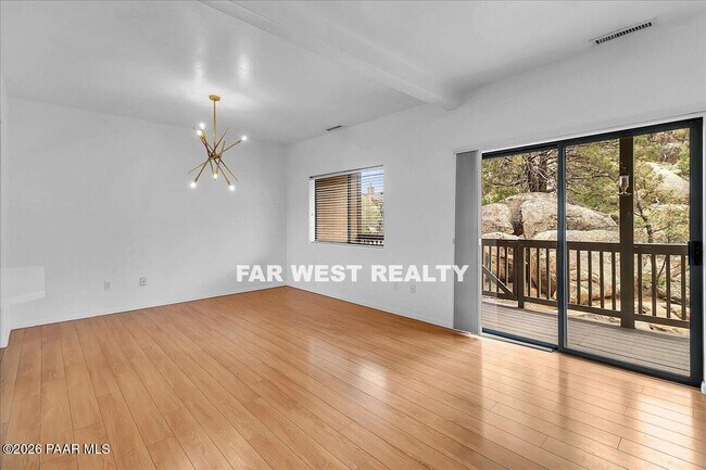 Building Photo - 1121 Boulder Park Ave