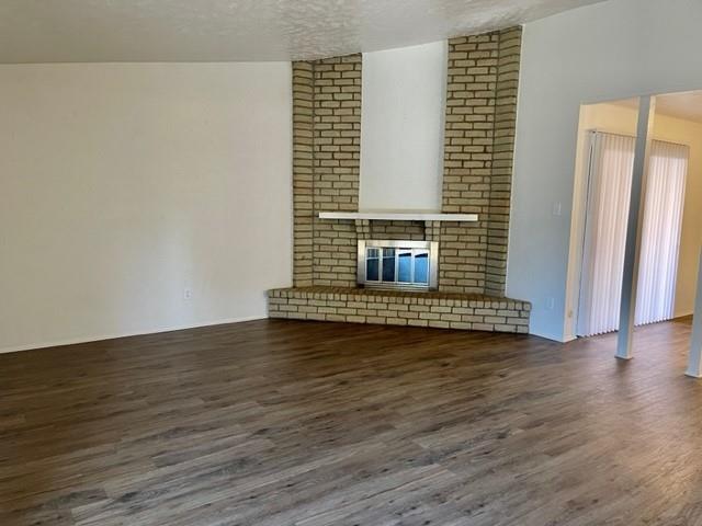 Building Photo - 4020 Blue Flag Ln