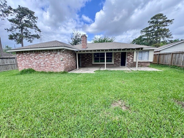 Building Photo - 5502 Maplegate Dr