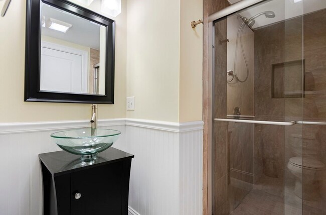 Building Photo - 14 Brattle Ln