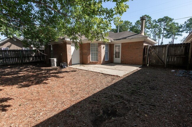 Building Photo - 6725 Taylor Ridge Rd