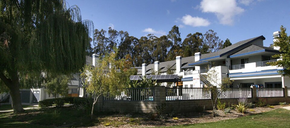 Building Photo - 1025 Southwood Dr