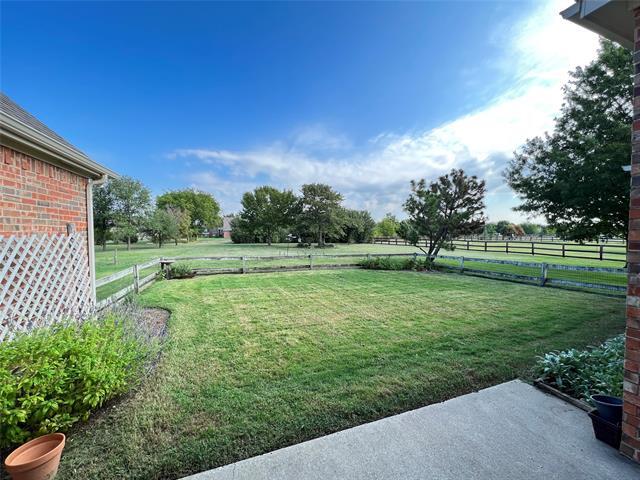 Building Photo - 7517 Rodeo Dr