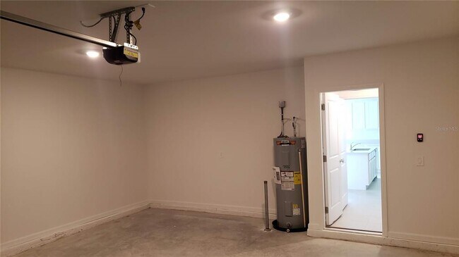 Building Photo - 3910 Amers Lp