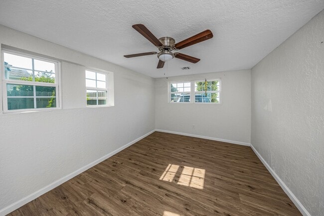 Building Photo - Remodeled Kitchen
