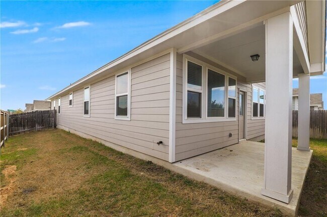 Building Photo - 217 Michaelis Dr