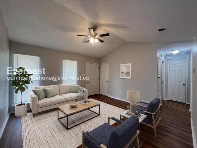 Building Photo - 3400 Laurelwood Dr