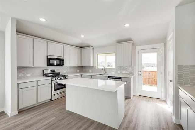 Building Photo - 2907 Doggett Dr