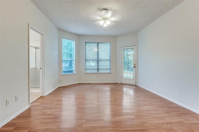 Building Photo - 820 Sansome Dr