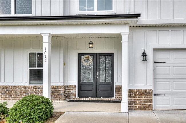 Building Photo - 1015 Sluice Gate Dr