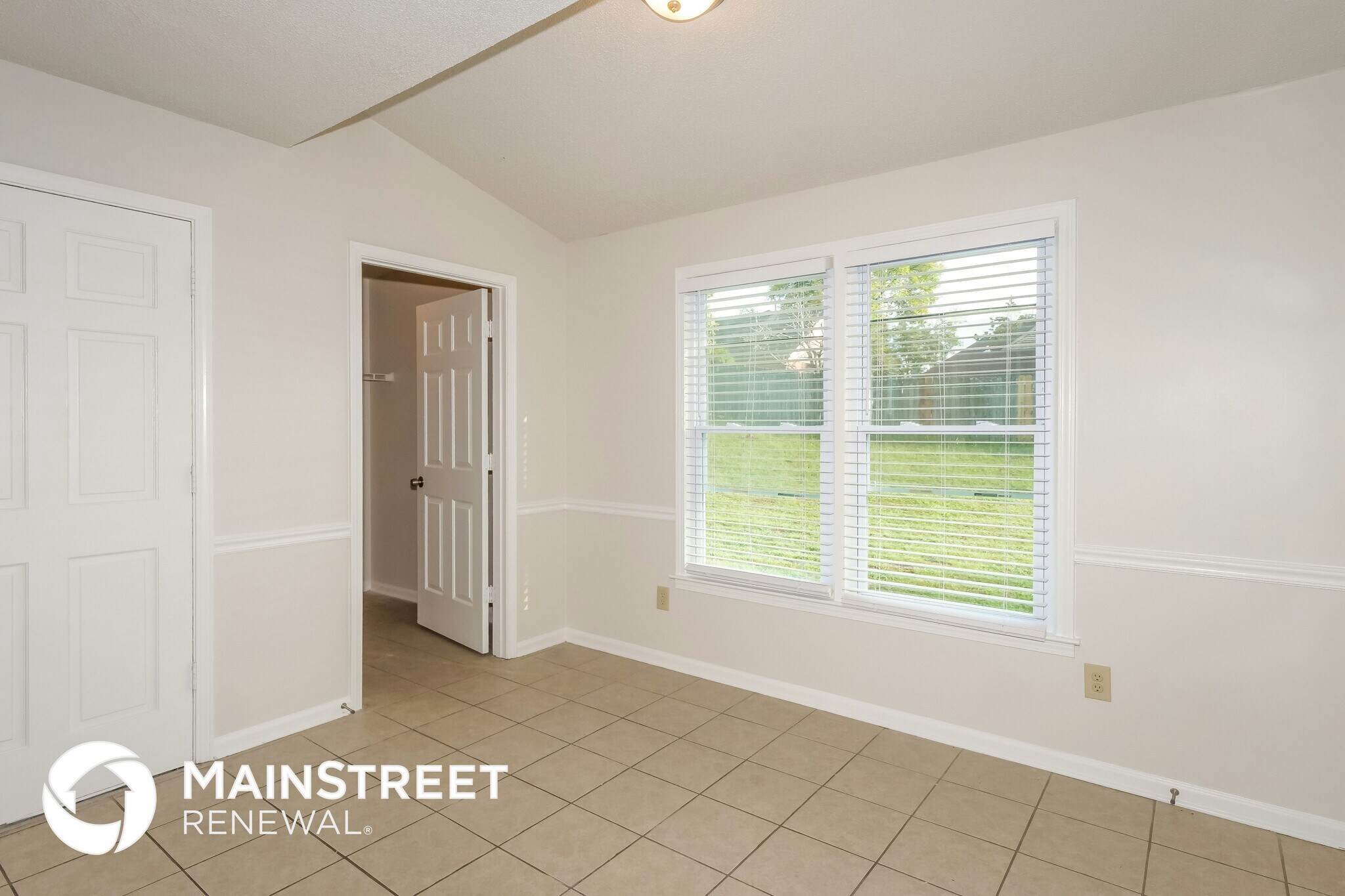 Building Photo - 7293 Schilling Cove E