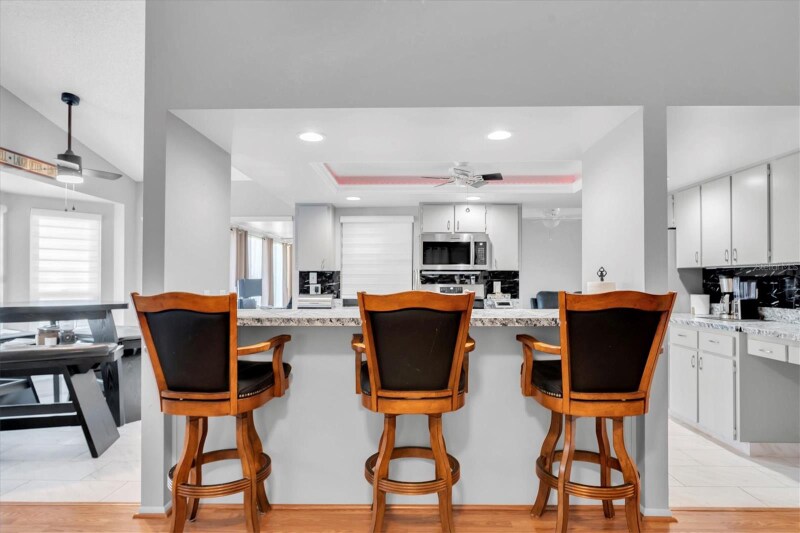 Building Photo - 7099 Pond View Ct