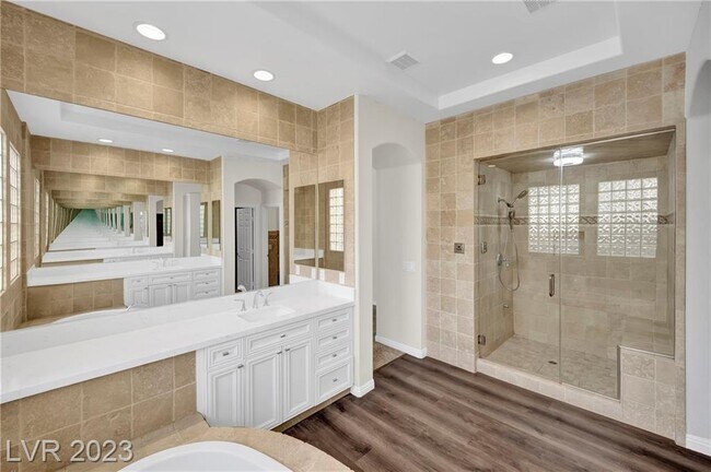 Master Bath2 - 2793 Bellini Dr