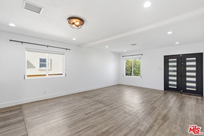 Building Photo - 6415 Madden Ave