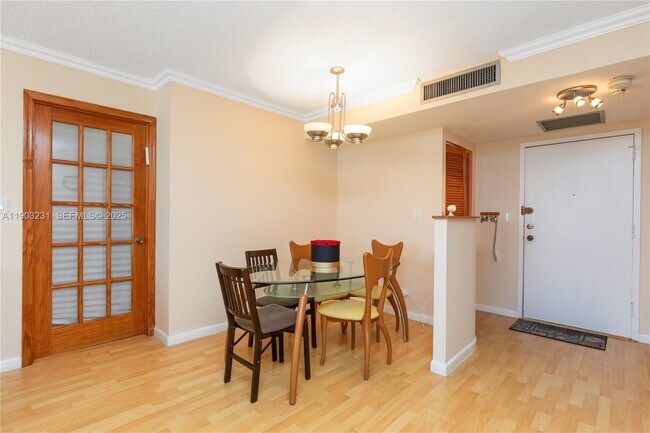 Building Photo - 230 174th St