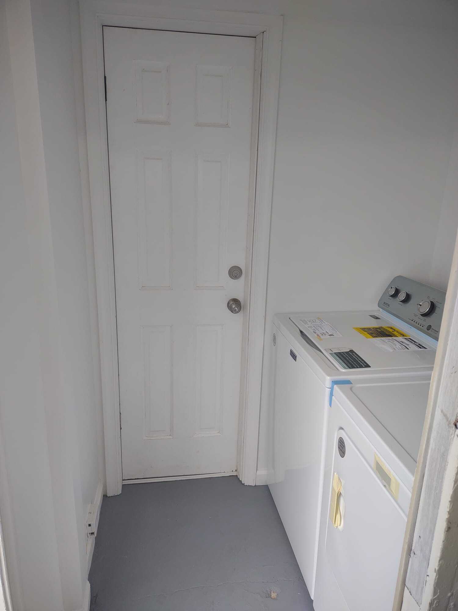 Shared Laundry - 4630 New Hampshire Ave NW