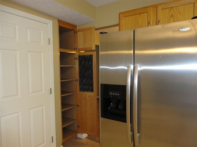 Building Photo - 1441 Scenic River Dr