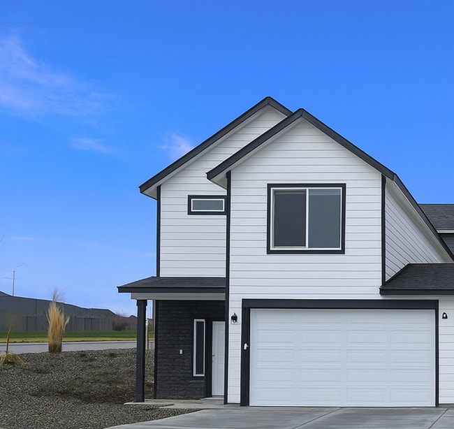 Building Photo - $1000 OFF YOUR 1ST MONTHS RENT! BRAND NEW TOWNHOME IN THE DESIRABLE SOUTHRIDGE AREA!