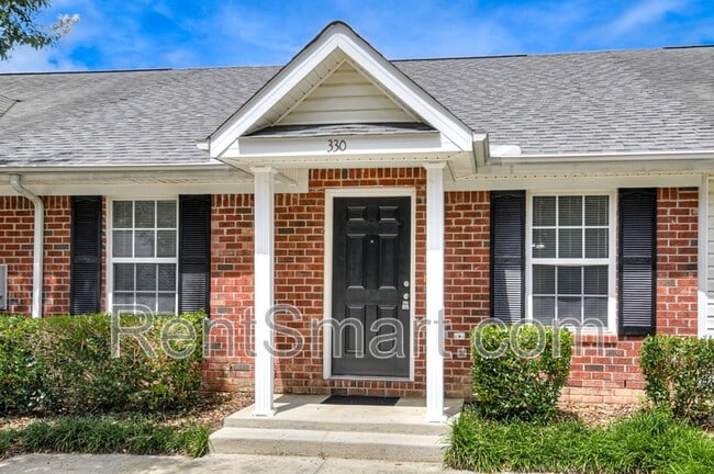 Building Photo - 330 Beech Ln