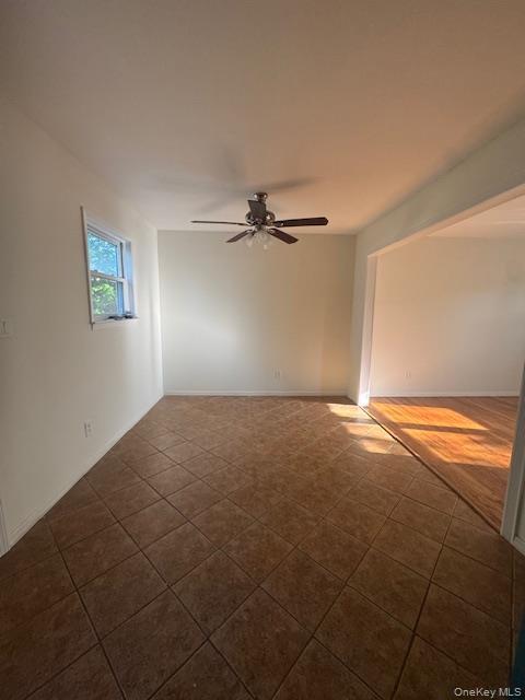 Building Photo - 408 7th St