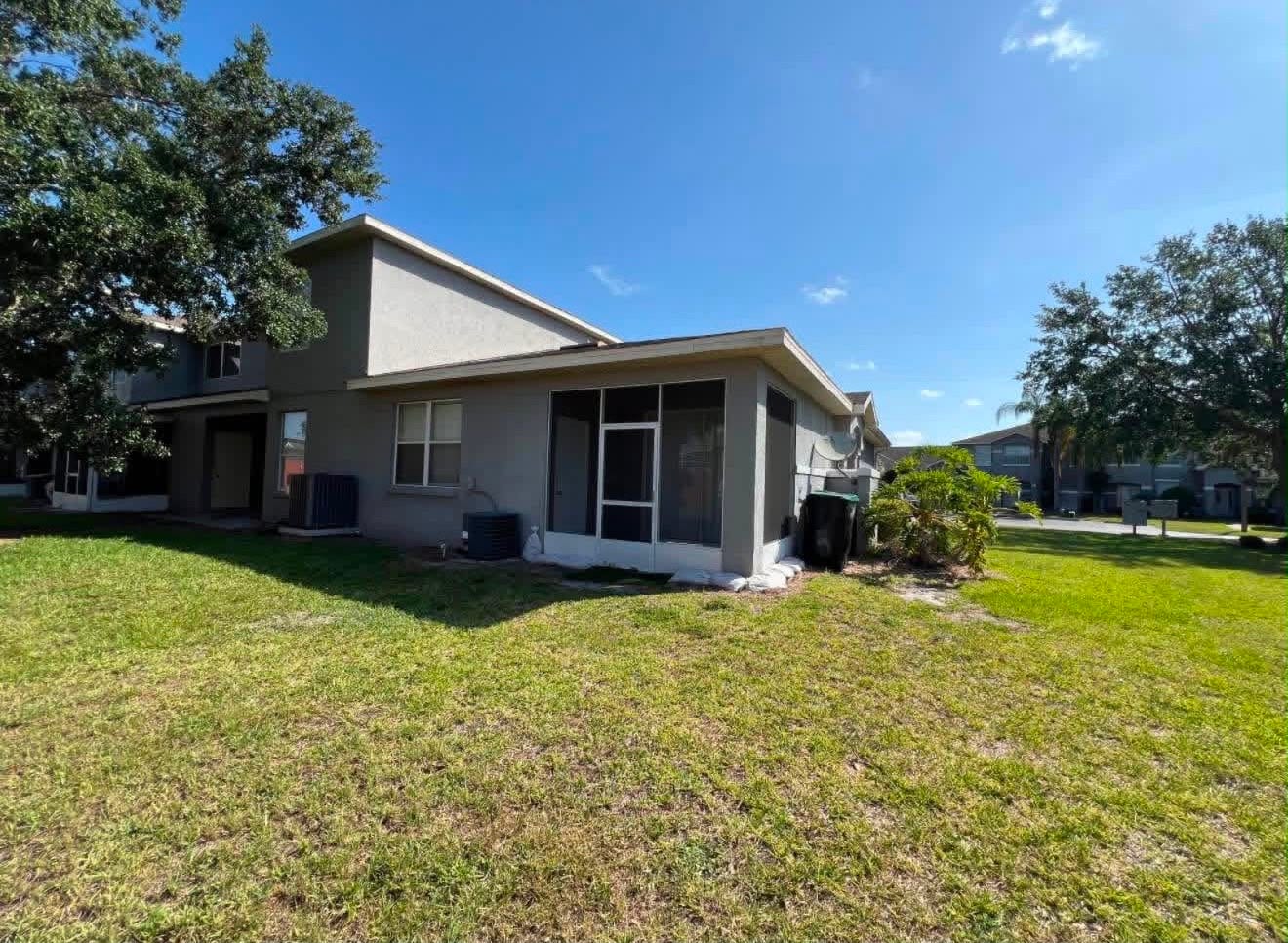Building Photo - 13294 Summerton Dr