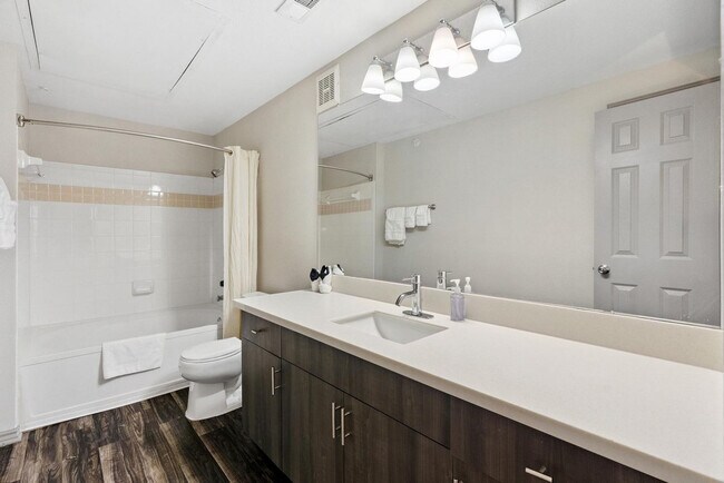 Building Photo - 12100 Metric Blvd