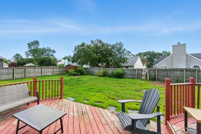 Building Photo - 3077 Silver Maple Dr