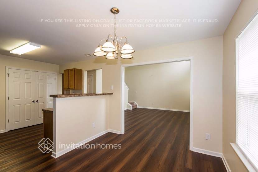 Building Photo - 216 Nellie Yale Pl