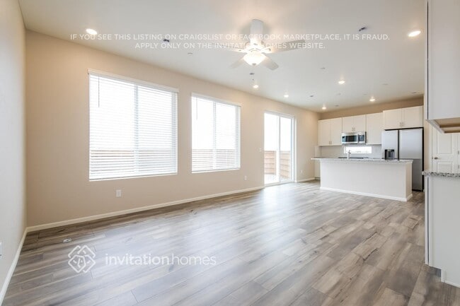 Building Photo - 10136 Scranton Ct