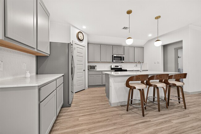 Building Photo - 3939 Hordley Ter Trl