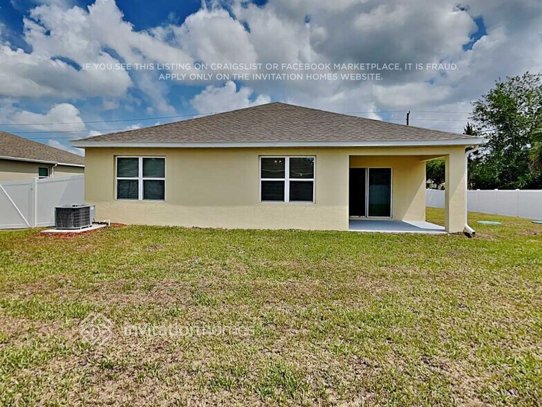Building Photo - 1683 Saipan St SE