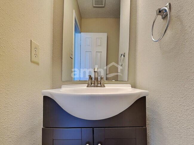 Building Photo - 12608 Bearsdale Dr