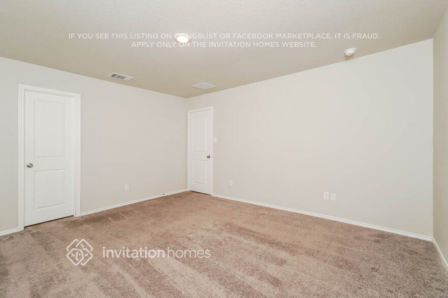 Building Photo - 14645 Calaveras Creek