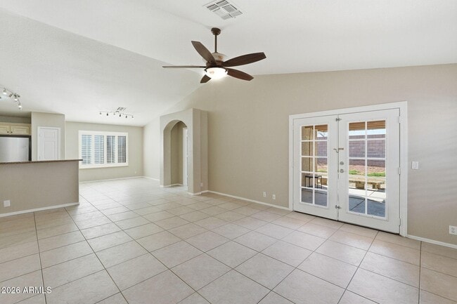 Building Photo - 3331 W Via Del Sol Dr