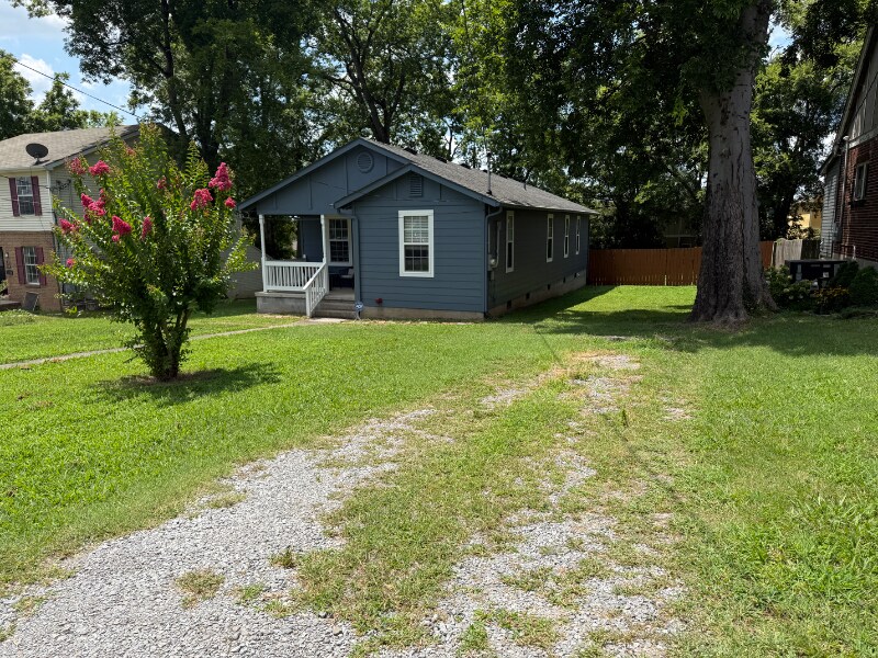 Building Photo - 1326 Pennock Ave