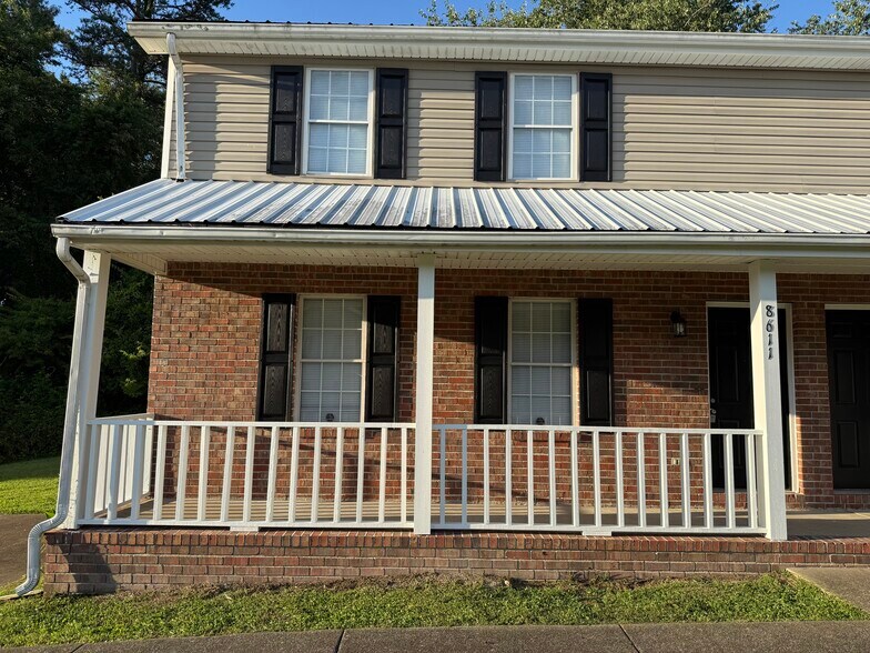 Building Photo - 8611 Leatherwood Trl