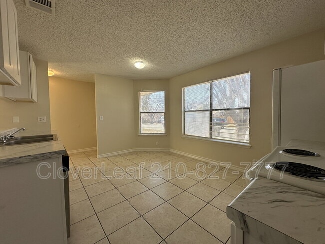 Building Photo - 4118 Sunrise Pass