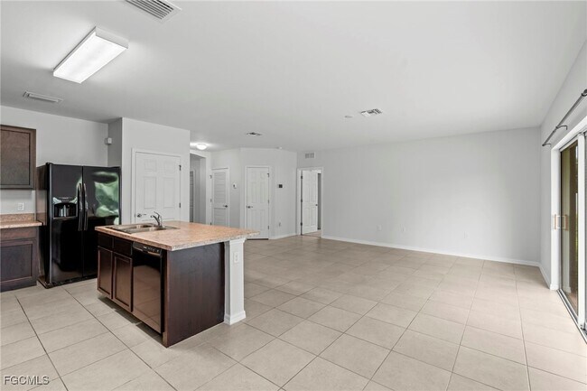 Building Photo - 2709 Loreto Ct