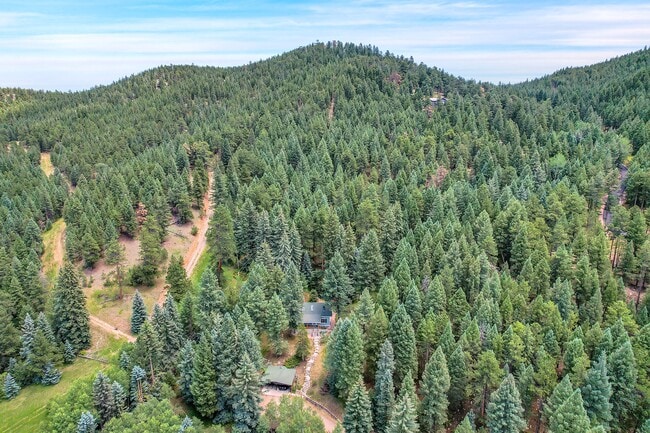 Building Photo - 6326 S Brook Forest Rd