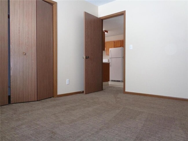 Building Photo - 1706 Lincoln Ave