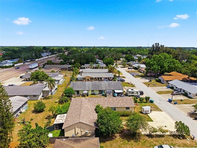 Building Photo - 3052 Park Ln