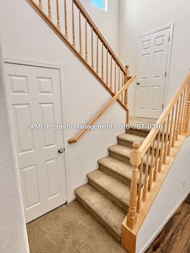 Building Photo - Beautifully Maintained 3 Bed / 2.5 Bath Home in South Natomas — New Appliances & Community Amenit...