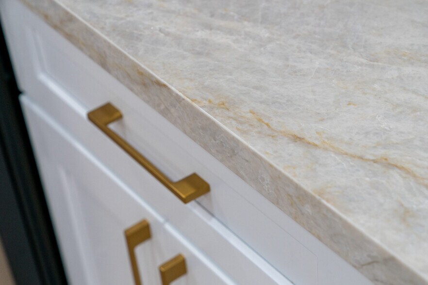 Building Photo - 504 Lacabana Beach Drive