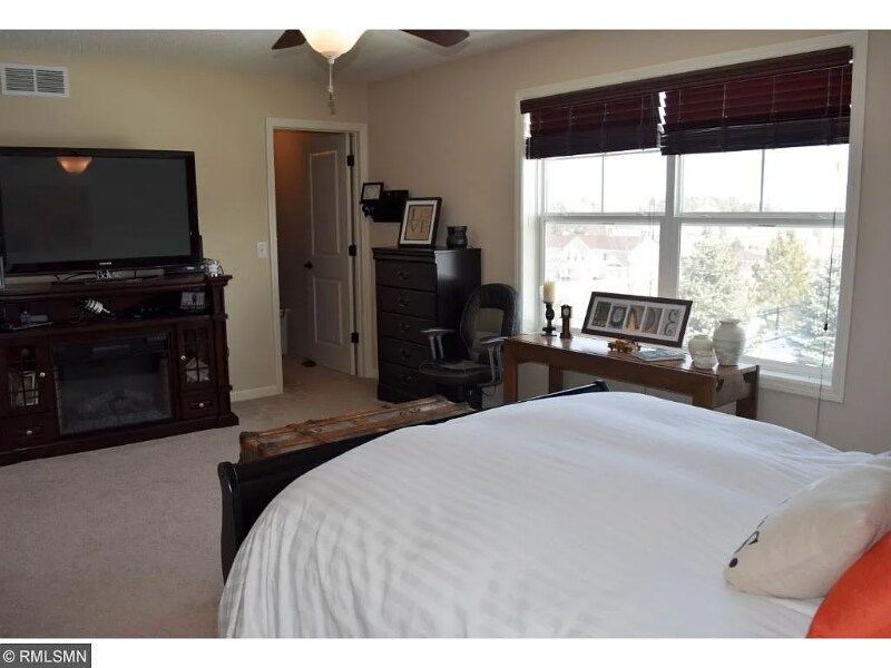 Building Photo - 15716 60th Ave N