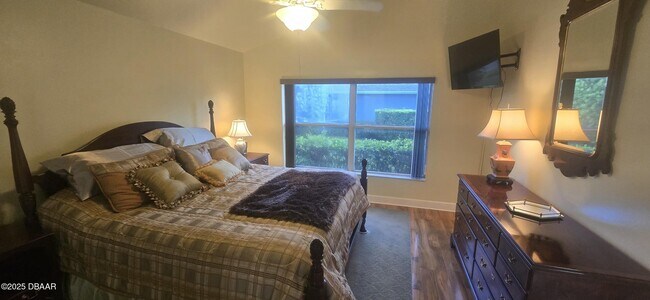 Building Photo - 1279 Royal Pointe Ln