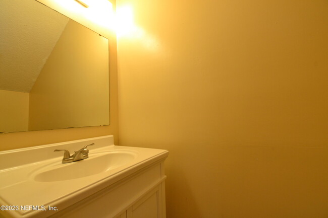 Building Photo - 4328 Melissa Ct W