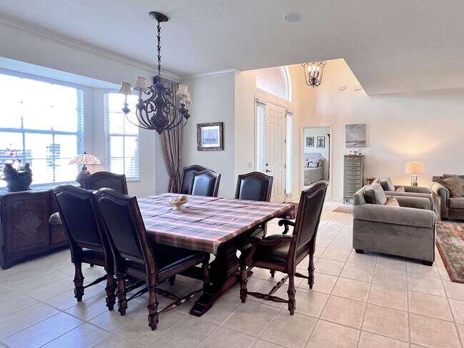 Building Photo - Lakefront 3-Bedroom, 2-Bathroom Home in La...