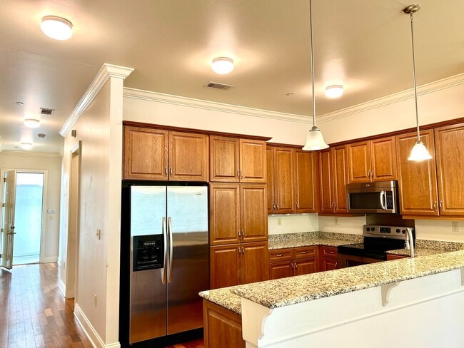 Building Photo - Victory Commons