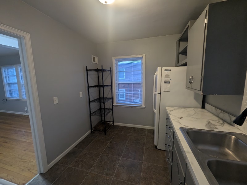 Building Photo - 1709 B St